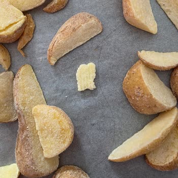 Şok Market Dondurulmuş Patates Paketi'nde Saç Teli