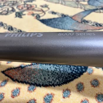 Philips 8057 Dikey Süpürge Kısa Sürede Deforme Ve Yüzeyi Soyuldu Satıcı Yardımsız