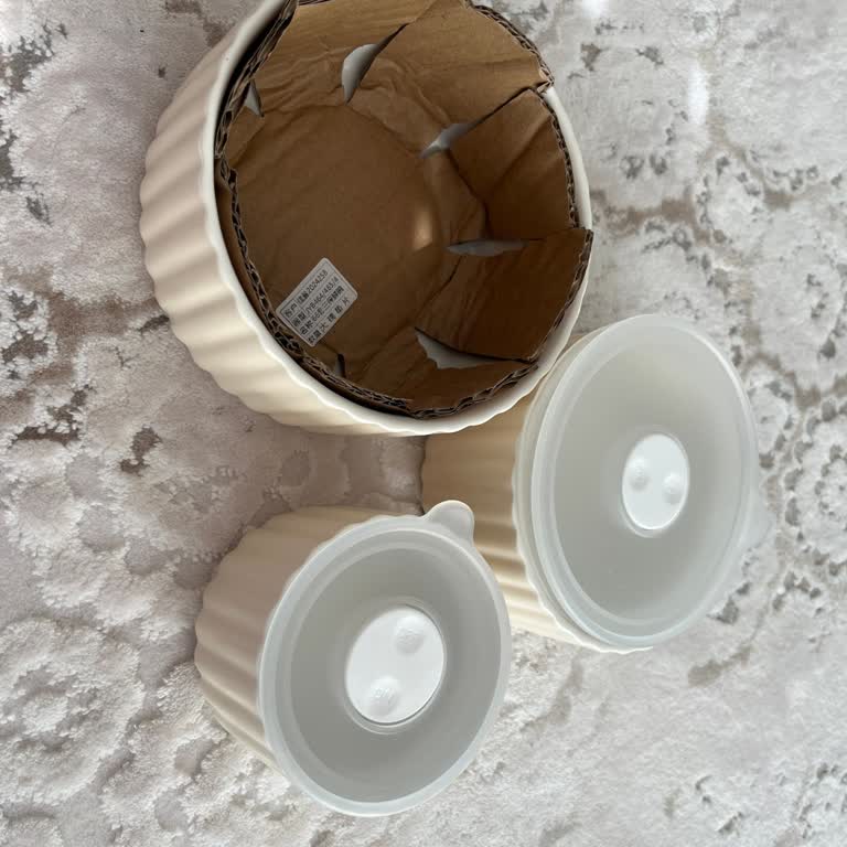 Yeni Bone China Üçlü Saklama Setinin En Büyük Kabının Kapağı Eksik Gönderildi