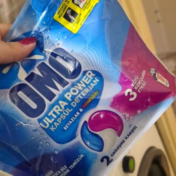 OMO Ultra Power Kapsül Deterjanı Tişörtlerimde Kalıcı Leke Bıraktı