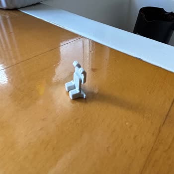 Samet Frenli Çekmece Raylarında Plastik Parçaların Hızlı Kırılması Ve Ücretsiz Yedek Parça Talebi