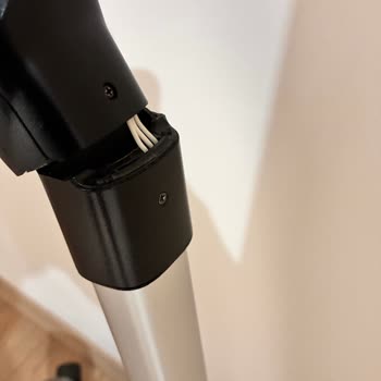 Philips SpeedPro Max Dikey Süpürge Boru Eklemi Aniden Kırıldı