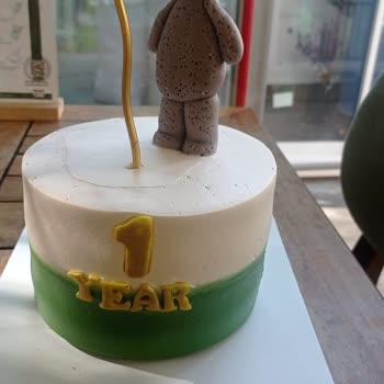 Mila Cafe Gönderilen Fotoğraftaki Pastanın, Talep Ettiğim Pastayla Benzerliği Olmadığını Gördüm