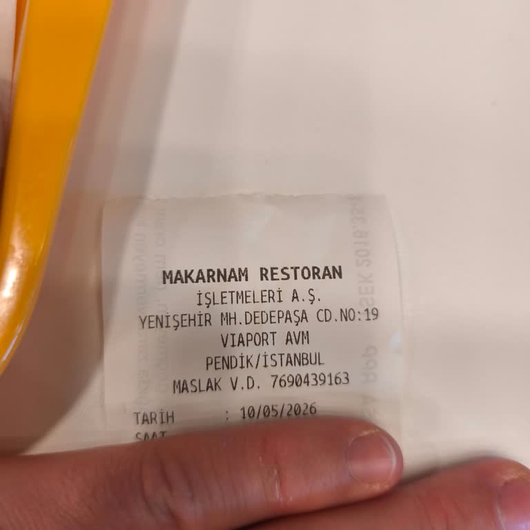Viaport AVM Makarnam Şubesinde Personelin Saygısız Tutumu