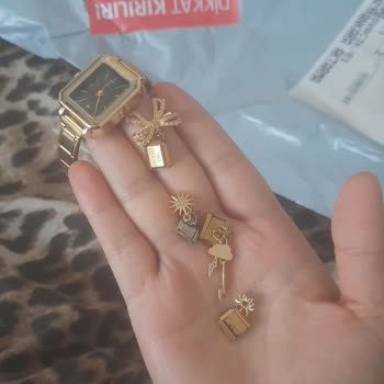 Elova Jewelry Ne Eksik Ürünler Gönderildi Ne De Yaşadığım Sorunla İlgili Açıklama Yapıldı