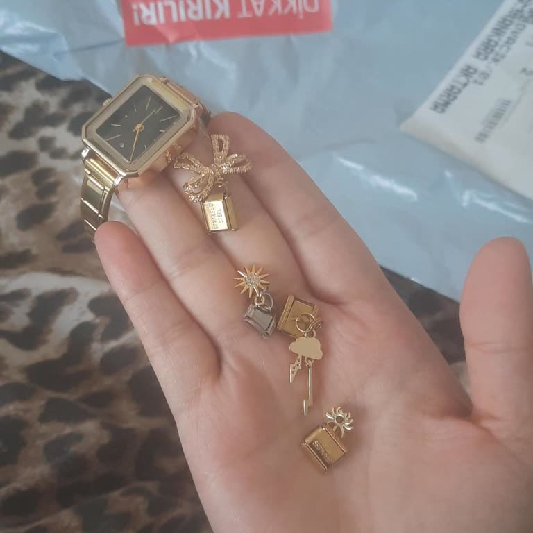 Elova Jewelry Ne Eksik Ürünler Gönderildi Ne De Yaşadığım Sorunla İlgili Açıklama Yapıldı