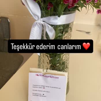 Anneler Günü Çiçeği Yanlış Gönderildi, Mahcup Oldum Ve İade Bekliyorum