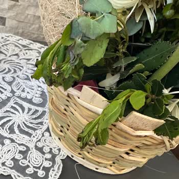 Teslimat Gecikmesi, Çürük Çiçek Ve Yanlış Kart Nedeniyle Mağduriyet
