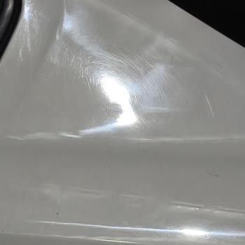 Yetkili Serviste Cam Değişimi Sonrası Gövde Hasarı Ve Kalitesiz Boya Koruma