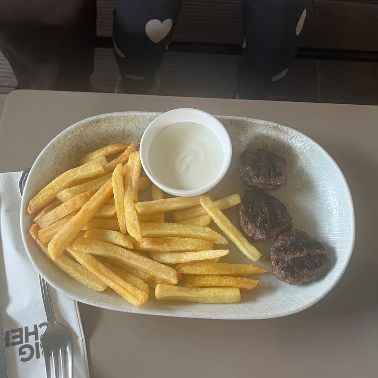 530 TL’ye Çocuk Köftesi: Büyük Hayal Kırıklığı