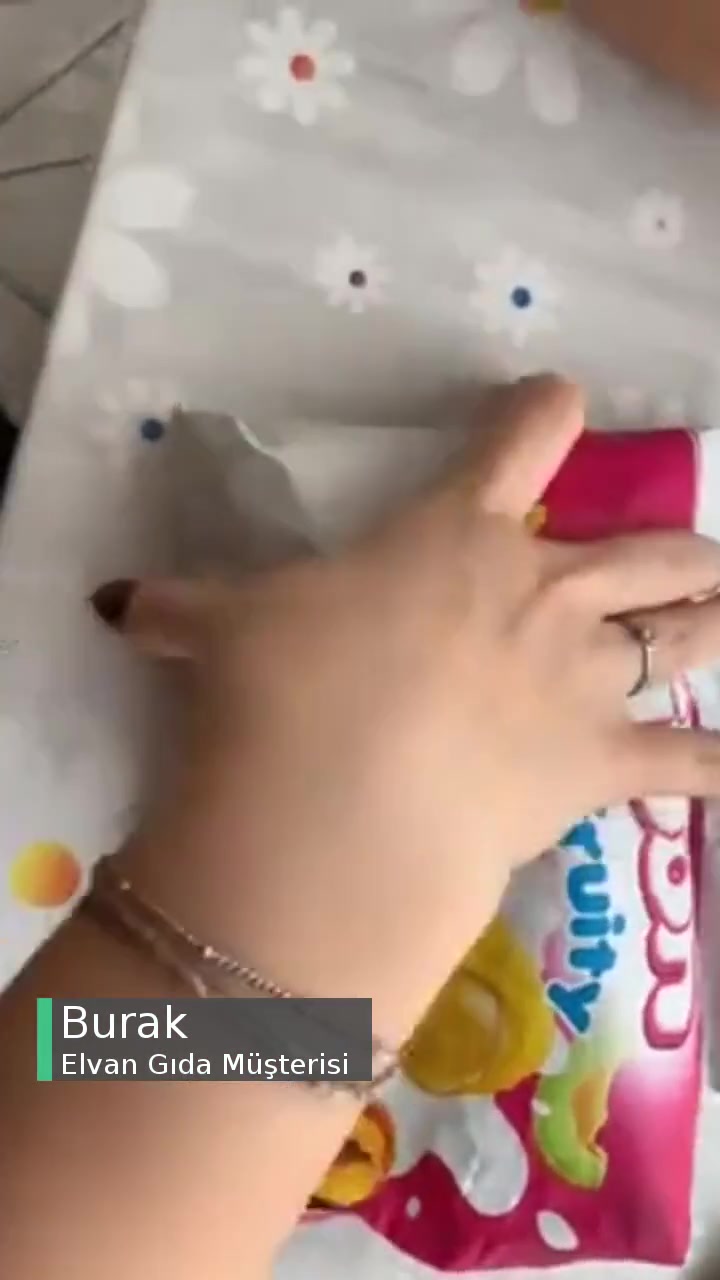 İbon Şekerler Boş, Ambalaj Hatası videonun kapak resmi