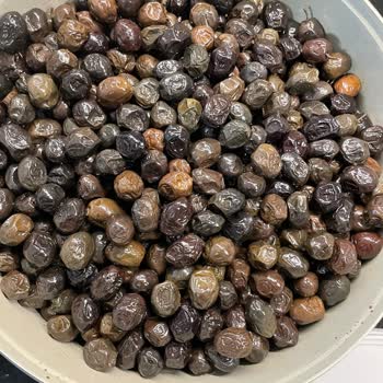 Reklamla Uyuşmayan, Taze Olmayan Jumbo Zeytin Ürünü Ve Satıcı İlgisizliği