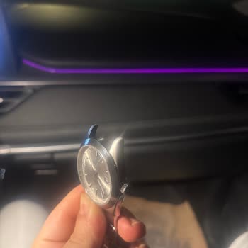 Saat Kordonu Kırıldı, Mağaza Değişim Ve İade Sunmuyor
