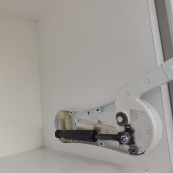 Duolift Kapak Mekanizmasında Kısa Sürede Gaz Kaybı Ve Amortisör Parçası Bulunamaması