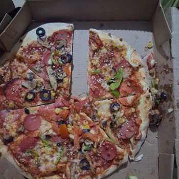 Domino’s Şirinyalı Şubesinde Eksik Pizza Ve Geciken Teslimat