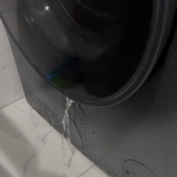 Arçelik Çamaşır Makinesinde Su Sızdırması Ve Banyoda Su Basması