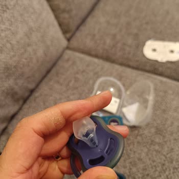 Kalitesiz Emzikler Bir Günde Yırtıldı Güvenlik Riski Ve İade Talebi