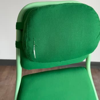 Kusurlu Sandalye Yastığının Ücretsiz Değişimi Reddedildi