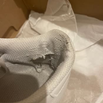 Adidas Superstar Ayakkabıda Üretim Hatası Ve İade Talebi