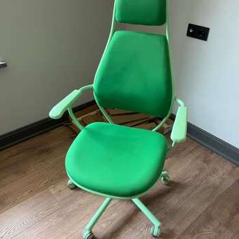 IKEA Refuses To Replace Torn PC Chair Neck Pillow