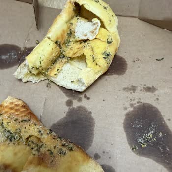 Domino’s Sarımsaklı Ekmekte Kalite Düşüşü