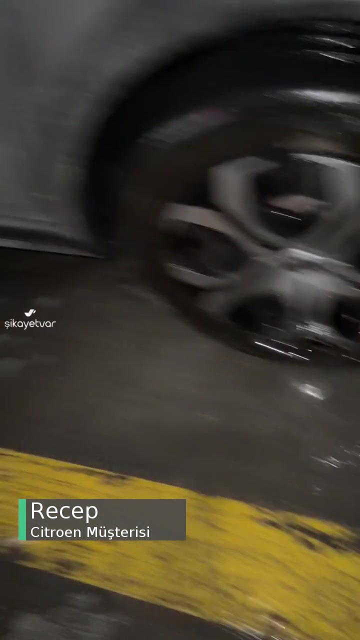 Citroen Küçücük Bir Lastik Deliğinden Yolda Kaldım videonun kapak resmi