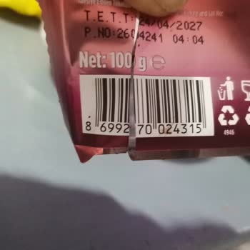 Kahve Dünyası Çikolatasında Taş Parçası Çıktı Diş Dolgusu Düşerek Sağlık Riski Oluştu