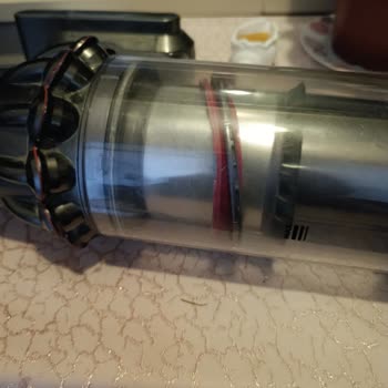 Dyson V11'de Hazne Contası Tırnakları Kırıldı Ücretsiz Yedek Parça Talebi