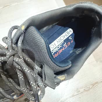 Skechers Ayakkabısında Hızlı Yıpranma Ve Kalite Sorunu Çözüm Bekleniyor