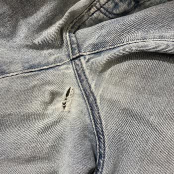 Mavi Jean Pantolonun Kısa Sürede Yırtılması Ve Mağaza Tarafından Tüketici Hatası İddiası