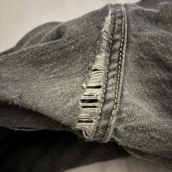 Pantolon Ağ Kısmı Erken Yırtıldı Ve Kalite Şikayeti