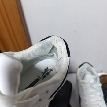 Reebok Ayakkabım 25 Gün İçinde Yırtıldı, İnceleme Reddedildi