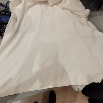 Mavi Akbatı'da Alınan T-Shirt Çekti, Mağaza Çözüm Sunmadı
