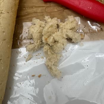 Baget Ekmek Pişmemiş Ve Hamur Gibi, Sürekli Kalitesiz Ürün