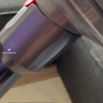 Dyson V12 Yine Bir Boru Faciası