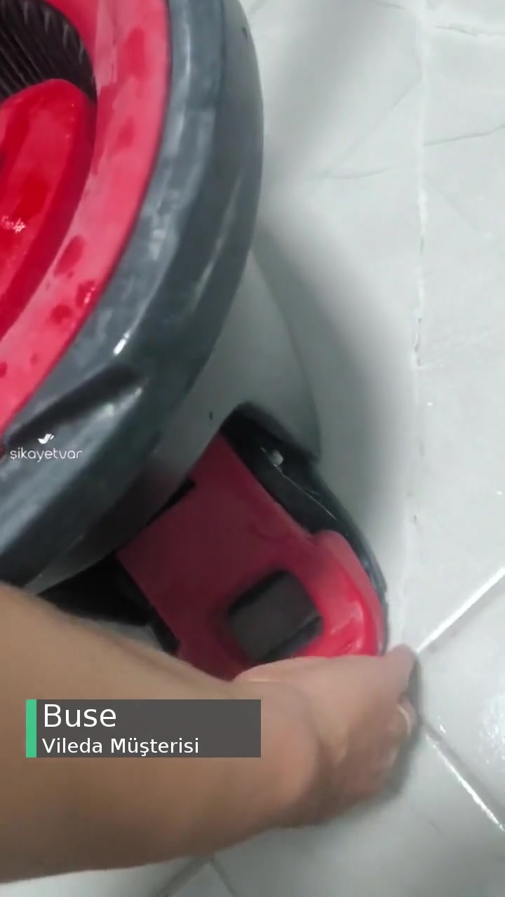 Vileda Pedallı Temizlik Aleti Pedalı İki Ayda Bozuldu videonun kapak resmi