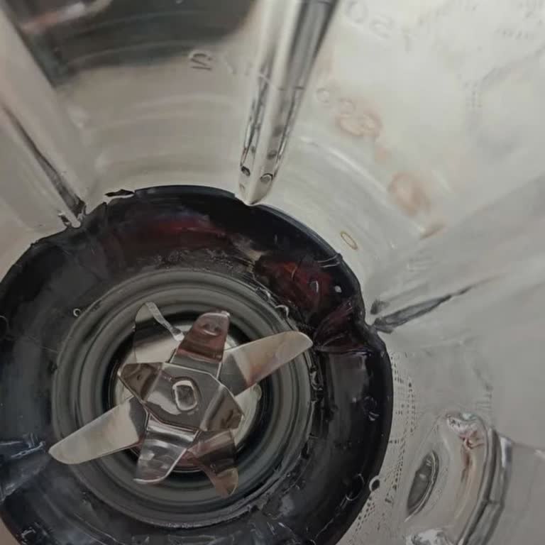 Blenderde Gres Sızıntısı Ve Sağlık Riski: Servis Yanıtsızlığı