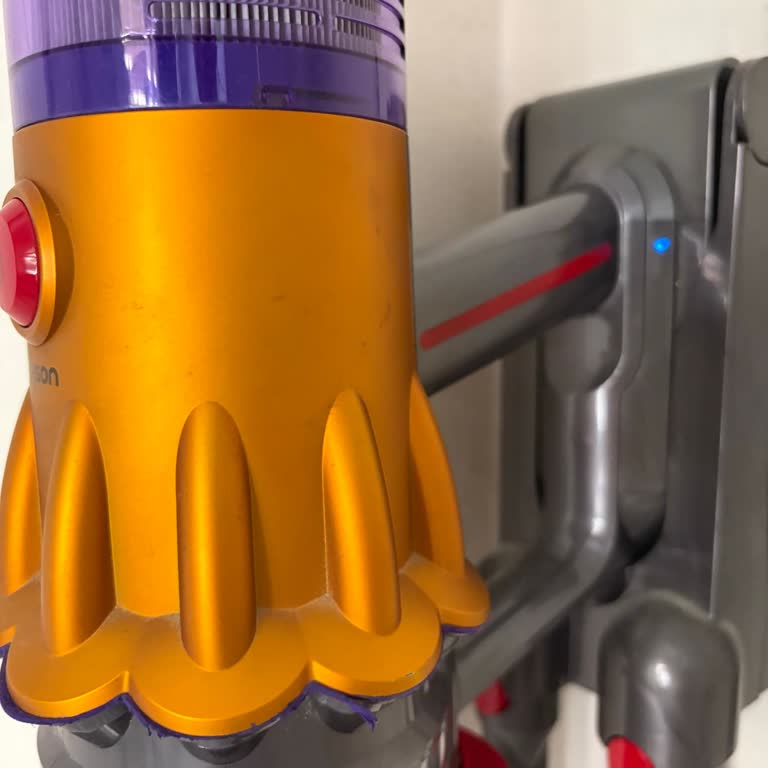 Dyson V12 Batarya Sorunu Ve Garanti Dışı Destek İhmalı