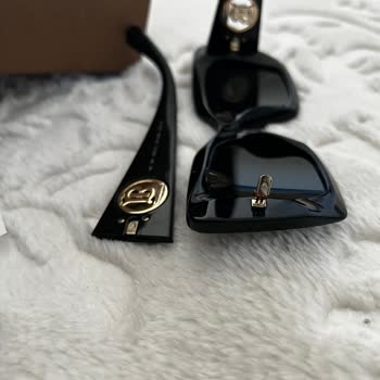 Garanti Süresi Bitmek Üzere Burberry Gözlüğümde Üretim Hatası, Boyner Reddetti