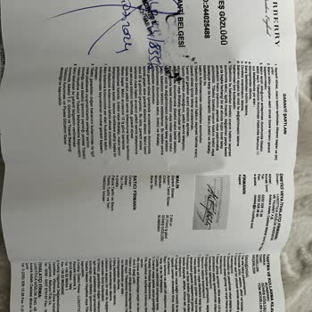 Garanti Süresi Bitmek Üzere Burberry Gözlüğümde Üretim Hatası, Boyner Reddetti
