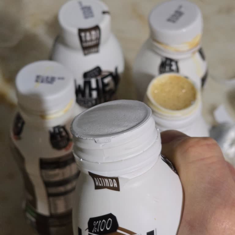 Bozulmuş Tazelen Whey Proteinli İçecek Nedeniyle Sağlık Riski Ve İade Talebi