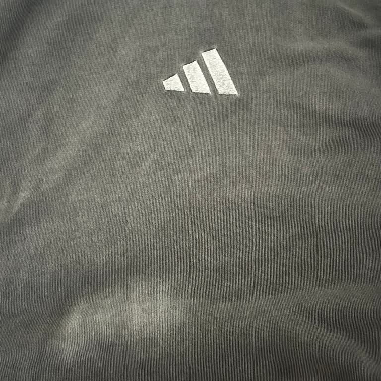 Rossmann'dan Aldığım Leke Çıkarıcı Her Renge Uygun Sözüyle Sweatshirtümü Ağarttı