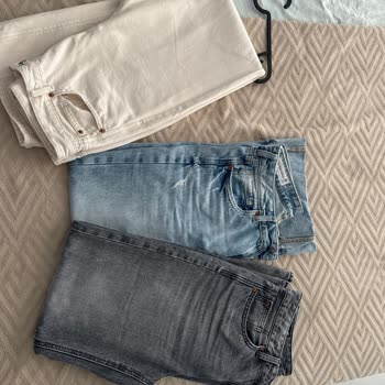 Stradivarius Kot Pantolonlarda Aşırı Bollaşma Ve Diz Yapma Sorunu