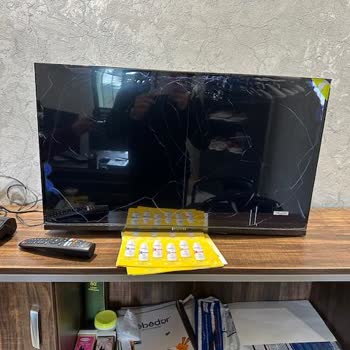 Kırık Televizyonlar İçin Değişim Ve İade Talebi