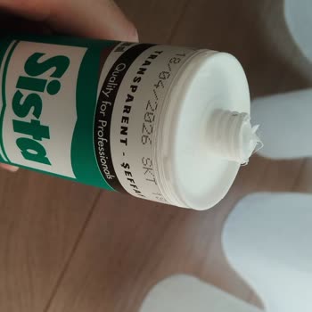 Sista Silikon Henkel Yanlış Etiketli Şeffaf Silikon Beyaz Çıktı Ve Banyoda Deformasyon Oluştu