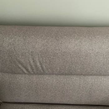 Ayıplı Koltuklar Ve Yaşlı Müşteriye Yönelik Saygısız Davranış
