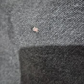 2000 TL'lik Denim Elbisedeki Üretim Hatası Ve İade Reddi