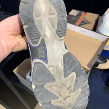 Skechers Ayakkabısının Tabanı 11 Ayda Eridi, Değişim Ve İade Talebi