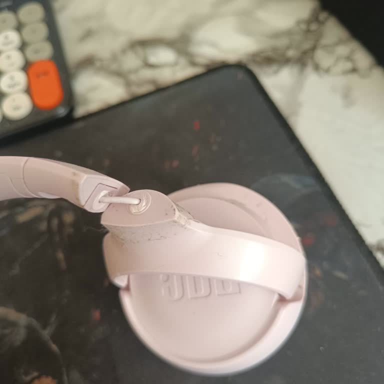 JBL Kulaklık Menteşe Kırılması Garantili Onarım Talebi