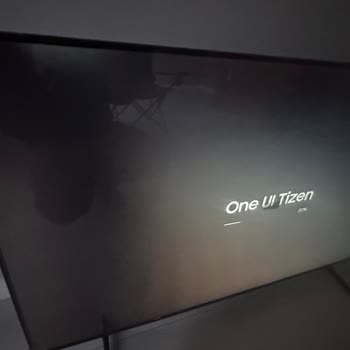 Samsung DU 8100 Televizyonda Görüntü Kusuru Ve Yetkili Servisin Sorun Reddi